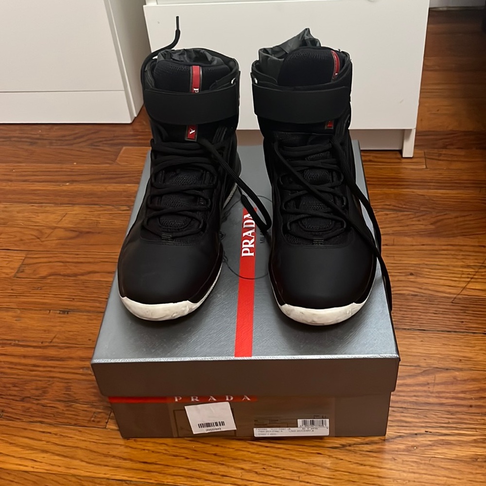 Prada Uomo Calzaturre - black high top sneakers size 8.5 mens